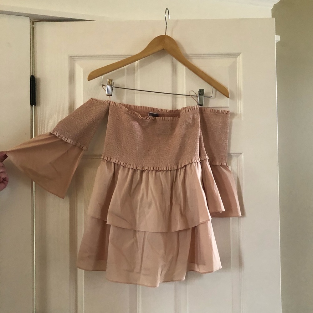 Chelsea 28 cut off the shoulder pink top in XS.